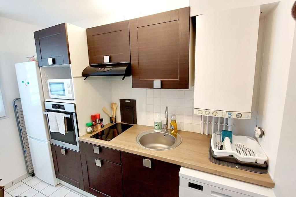Cosy Home 2, 2 Chambres, 6 Personnes, 3 Min Gare, Parking Cergy Dış mekan fotoğraf