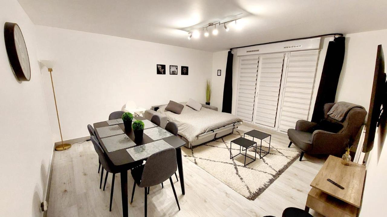 Cosy Home 2, 2 Chambres, 6 Personnes, 3 Min Gare, Parking Cergy Dış mekan fotoğraf